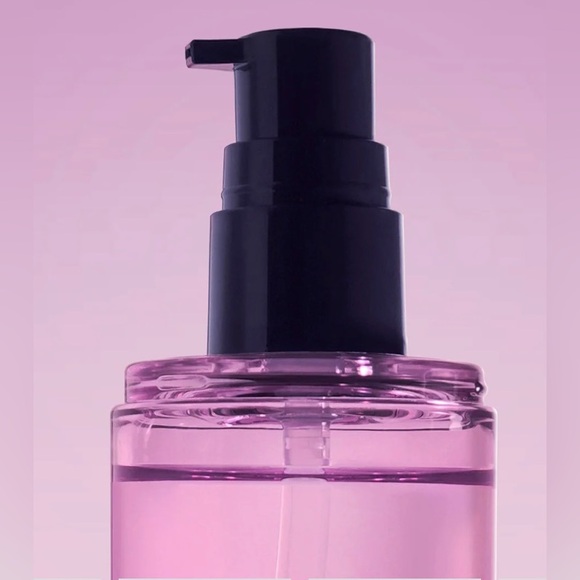 Surratt Skincare - Picture 3 of 6